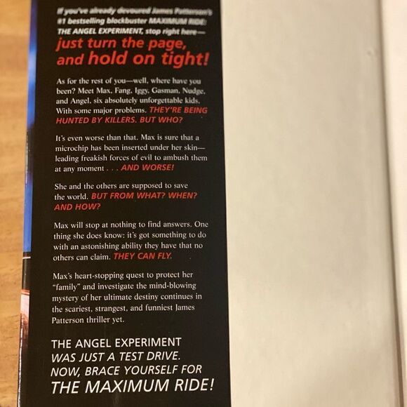 James Patterson
School's Out - Forever (Maximum Ride, Book 2) - Picture 4 of 10